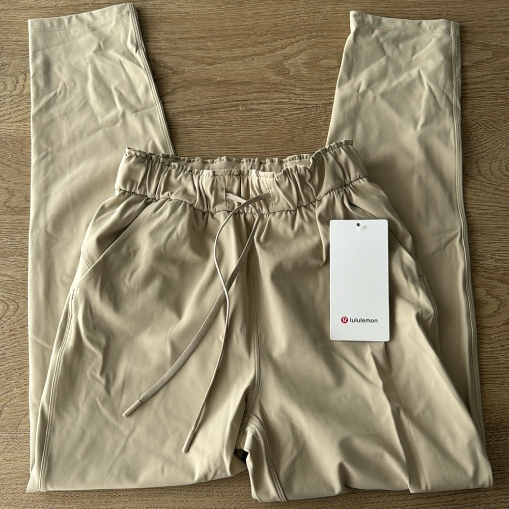 NWT Lululemon Stretch High-Rise 7/8 Pant